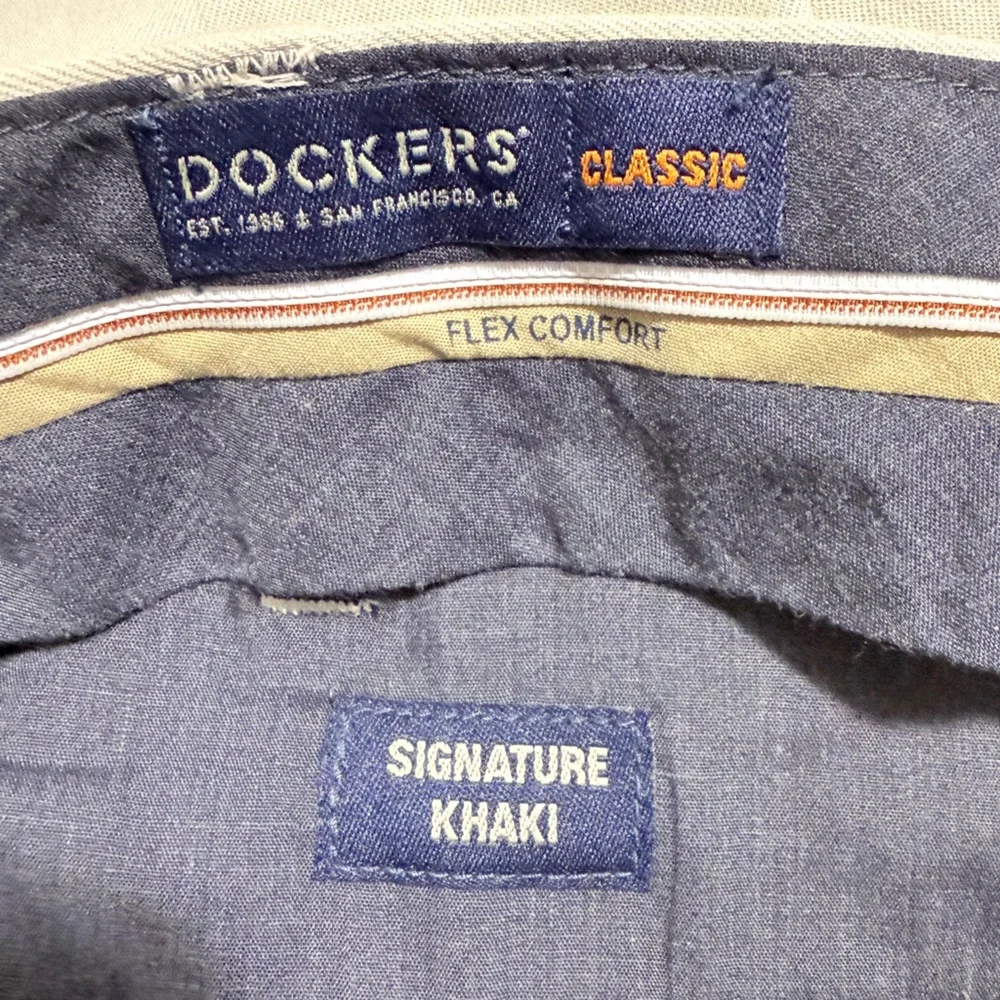 NWT Dockers Men's Signature Khaki Big & Tall Classic Fit Pants size 44 X 30